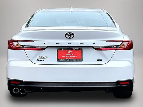 Used 2025 Toyota Camry SE FWD image 6