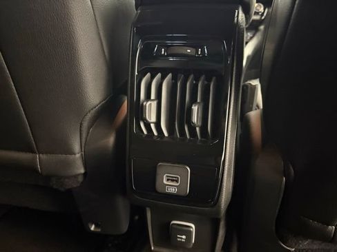 New 2026 Jeep Compass Limited AWD/4WD image 17