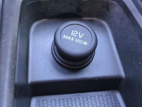 Used 2024 Volvo S60 B5 Plus image 22