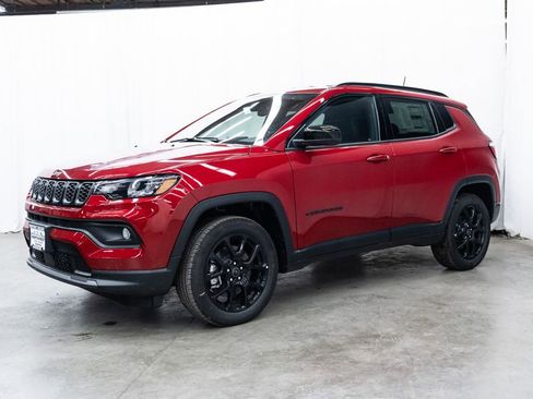 New 2026 Jeep Compass Latitude AWD/4WD image 3