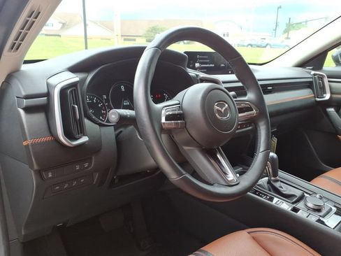 Certified 2025 MAZDA CX-50 Meridian Edition w/ Apex Package AWD/4WD image 14