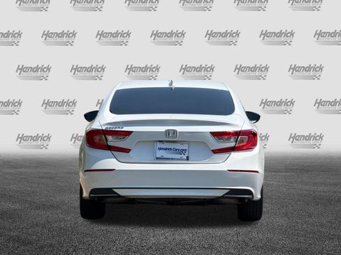 Used 2018 Honda Accord LX image 6