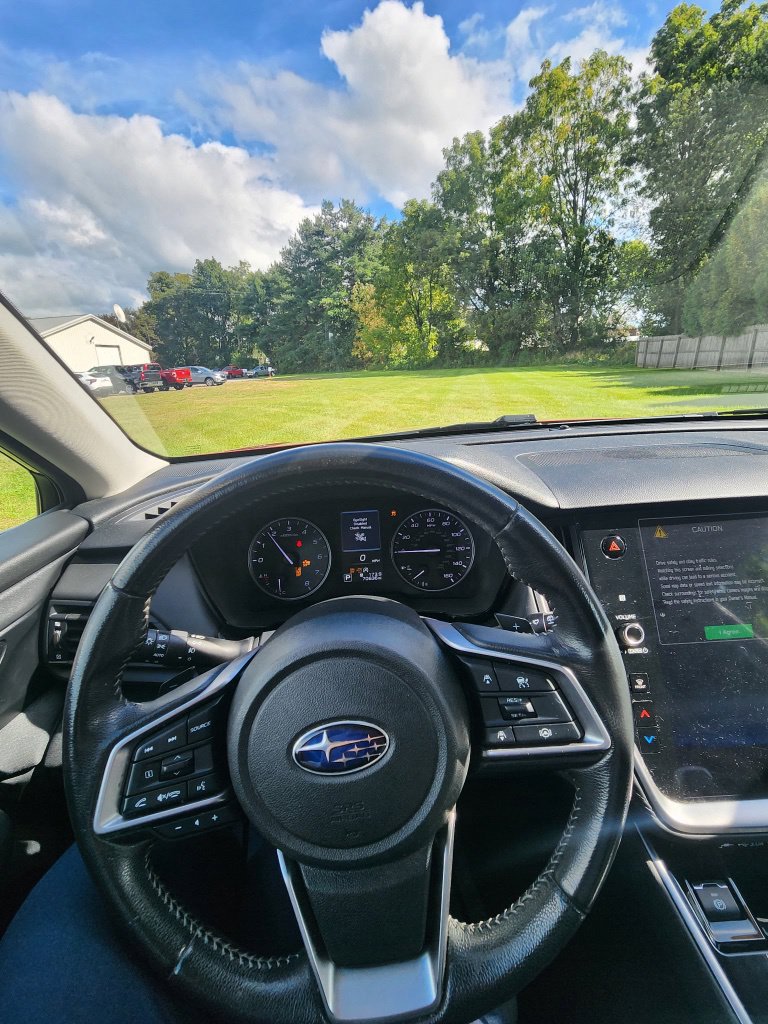 Used 2024 Subaru Outback Premium AWD/4WD image 16