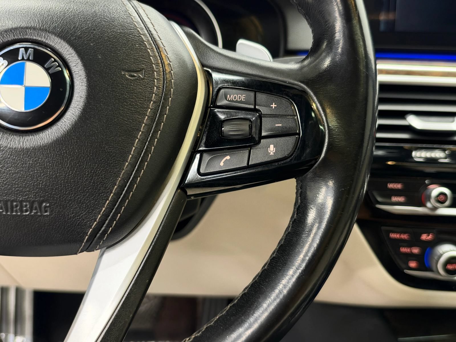 Used 2017 BMW 540i RWD image 29