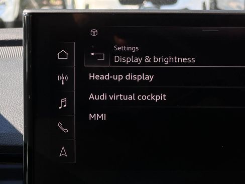 Used 2021 Audi SQ5 Prestige w/ Prestige Package AWD/4WD image 8