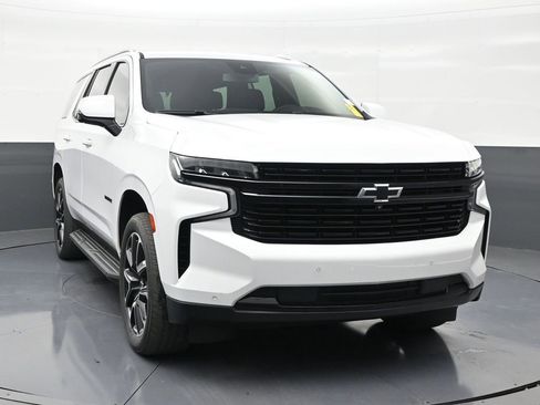 Used 2023 Chevrolet Tahoe RST w/ Luxury Package RWD image 7