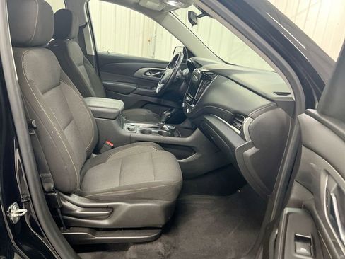 Used 2018 Chevrolet Traverse LT FWD image 21