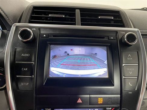 Used 2015 Toyota Camry LE FWD image 16