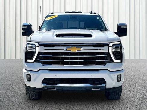 Used 2025 Chevrolet Silverado 2500 LT w/ Z71 Chrome Sport Edition AWD/4WD image 3