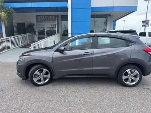 Used 2021 Honda HR-V LX image 4