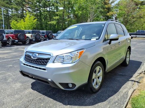 Used 2015 Subaru Forester 2.5i Limited AWD/4WD image 4