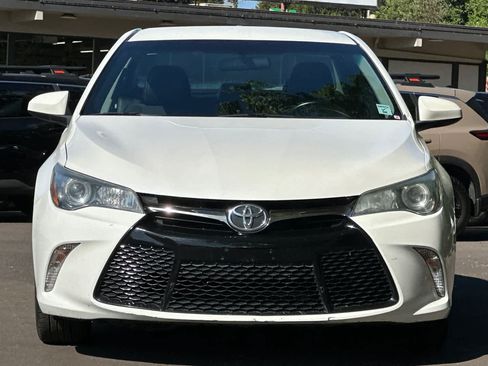 Used 2016 Toyota Camry SE FWD image 10