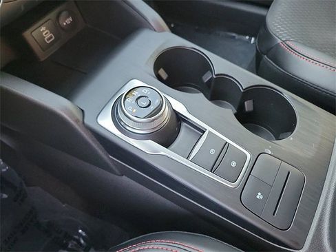 Used 2025 Ford Escape ST-Line w/ Equipment Group 301A image 12