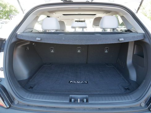 Used 2023 Hyundai Kona SEL w/ Convenience Package FWD image 17