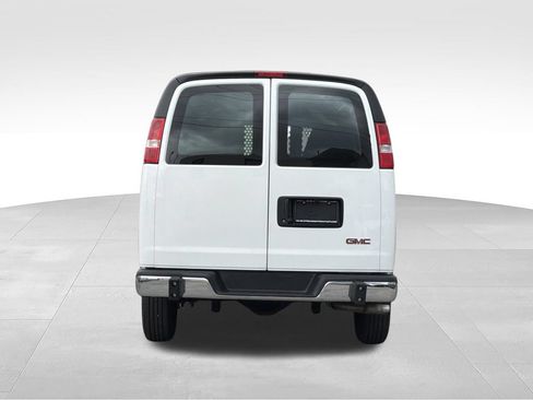 Used 2025 GMC Savana 2500 w/ Driver Convenience Package RWD image 7