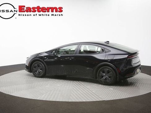 Used 2023 Toyota Prius LE FWD image 60