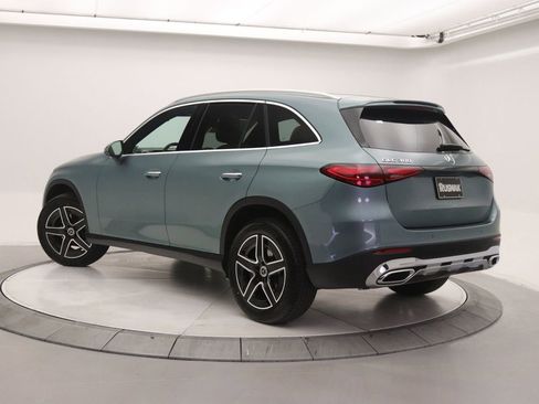 New 2026 Mercedes-Benz GLC 300 image 2