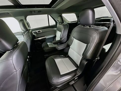 Certified 2024 Ford Explorer XLT w/ Equipment Group 202A AWD/4WD image 27