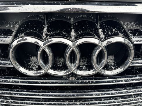 Used 2015 Audi A8 L 4.0T w/ Premium Package image 32