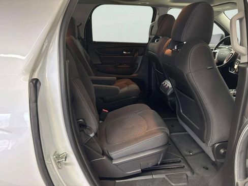 Used 2016 GMC Acadia SLE image 20