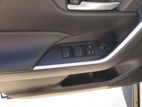 Certified 2025 Toyota RAV4 XLE AWD/4WD image 20