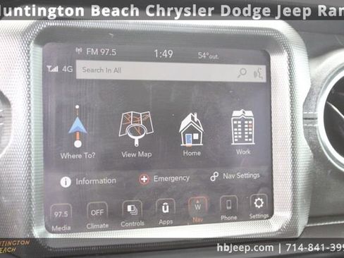 Used 2022 Jeep Wrangler Unlimited Sahara image 24