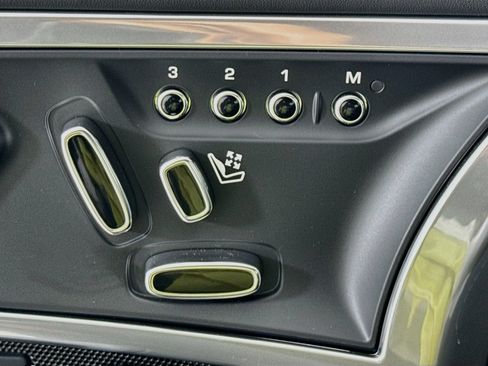 Used 2024 Jaguar F-TYPE R-Dynamic RWD image 22