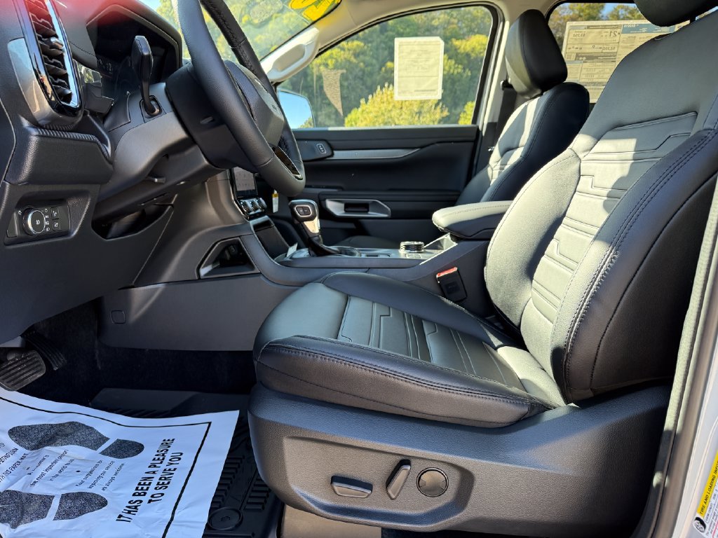 New 2026 Ford Ranger Lariat w/ Black Appearance Package AWD/4WD image 19