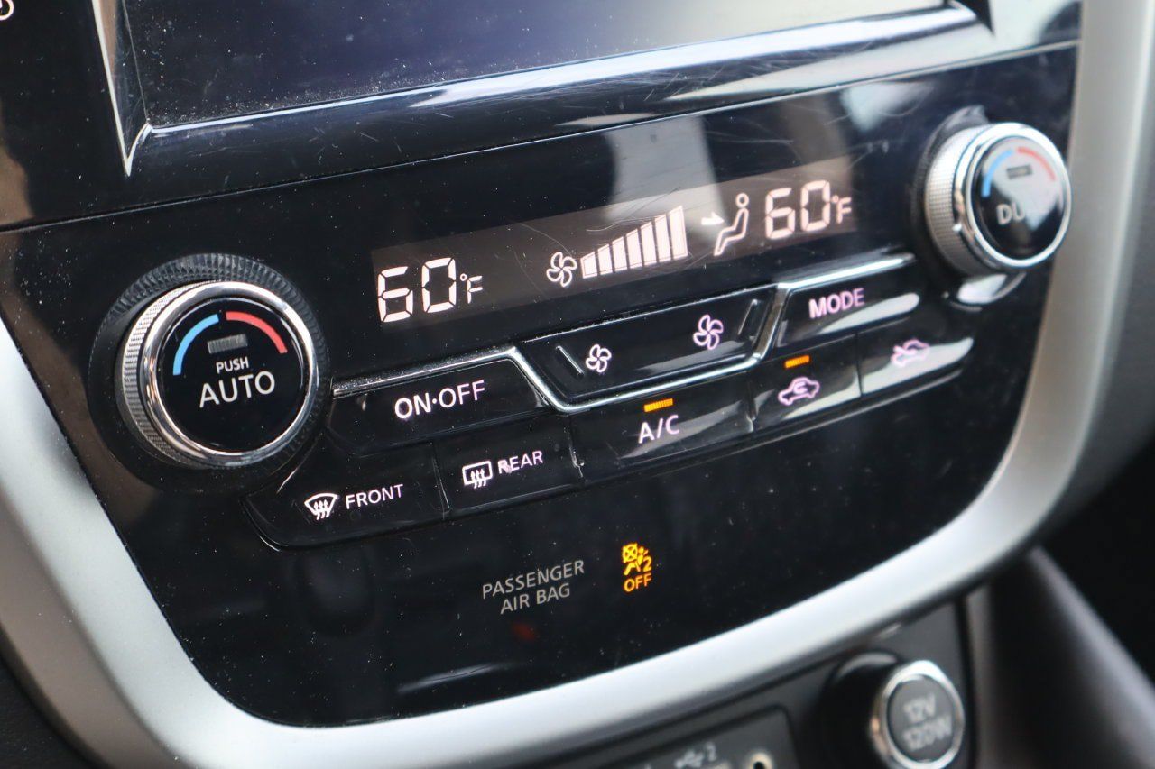 Used 2019 Nissan Murano Platinum FWD image 23