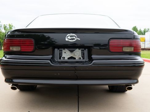 Used 1996 Chevrolet Impala SS RWD image 12
