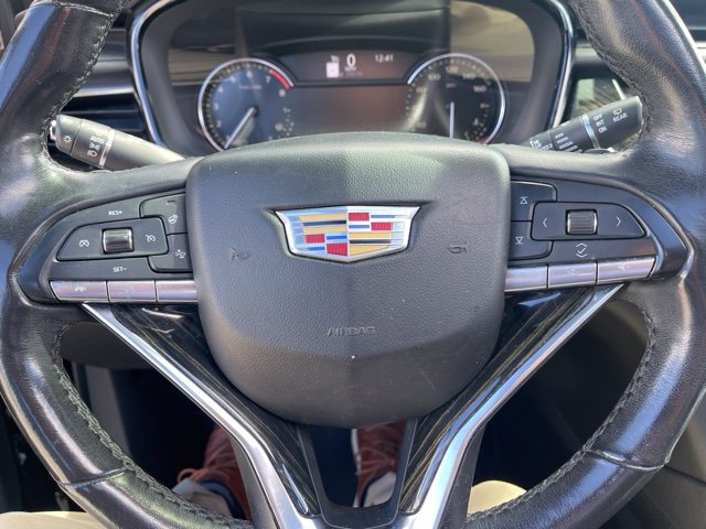 Used 2020 Cadillac XT6 Premium Luxury FWD image 4
