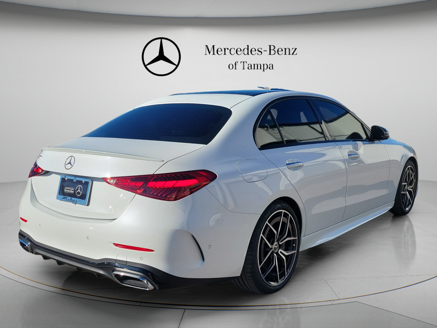 Used 2022 Mercedes-Benz C 300 Sedan image 3
