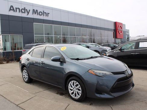 Used 2019 Toyota Corolla LE image 1