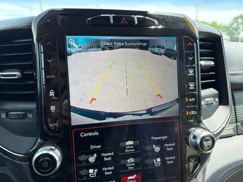 Used 2021 RAM 1500 Limited w/ Off Road Group AWD/4WD image 19