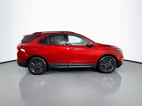 Used 2023 Chevrolet Equinox RS w/ RS Leather Package FWD image 5