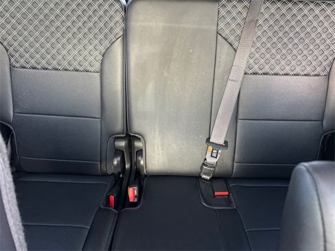 Used 2025 GMC Acadia Denali w/ Super Cruise Package image 16