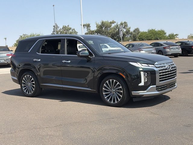 Used 2024 Hyundai Palisade Calligraphy AWD/4WD image 4