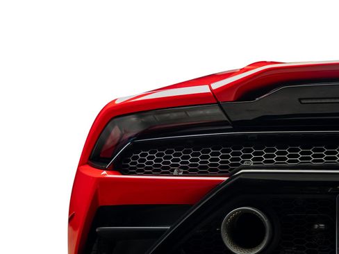 Used 2020 Lamborghini Huracan EVO RWD image 13