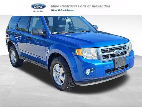Used 2011 Ford Escape XLT w/ 202A Rapid Spec Order Code AWD/4WD image 1