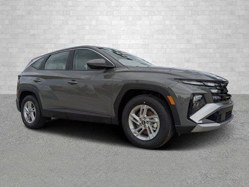 New 2026 Hyundai Tucson SE FWD image 1