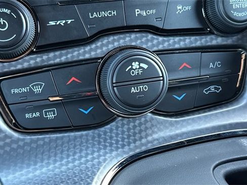 Used 2019 Dodge Challenger SRT Hellcat image 28