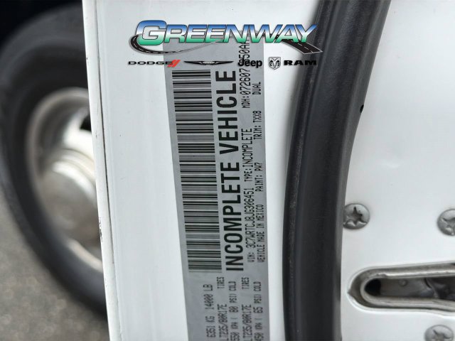 Used 2018 RAM 3500 Tradesman w/ Chrome Appearance Group AWD/4WD image 27