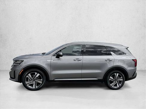 Used 2023 Kia Sorento EX AWD/4WD image 4
