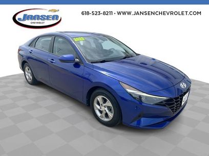 Used 2022 Hyundai Elantra SE