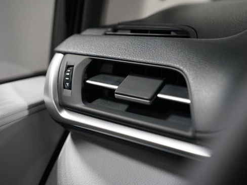 New 2026 Toyota Sienna XLE FWD image 26
