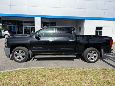 Used 2018 Chevrolet Silverado 1500 LT w/ All Star Edition AWD/4WD image 4