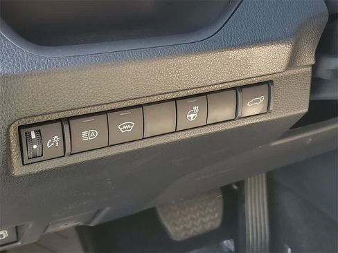 Used 2025 Toyota RAV4 XLE w/ Convenience Package image 21