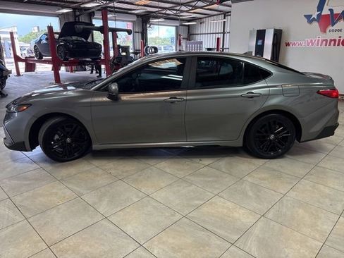 Used 2025 Toyota Camry SE w/ Multimedia Upgrade Package FWD image 11