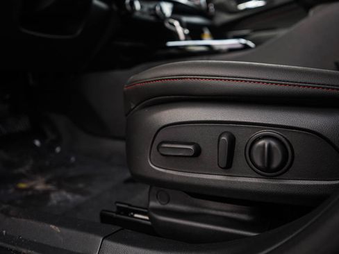 New 2026 Chevrolet Trax RS w/ Driver Confidence Package image 17