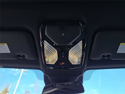 New 2026 BMW X5 xDrive40i w/ Climate Comfort Package image 26